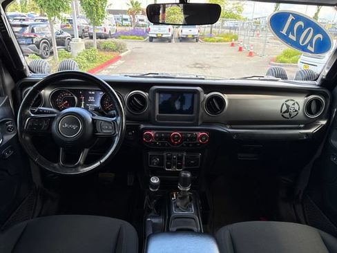 Used 2021 Jeep Gladiator Sport AWD/4WD image 26