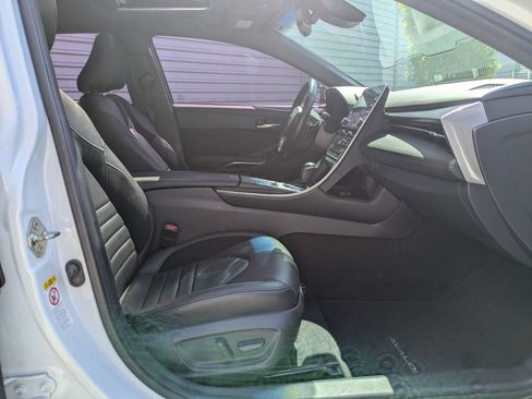 Used 2019 Toyota Avalon XSE w/ Carpet Mat Package FWD image 29