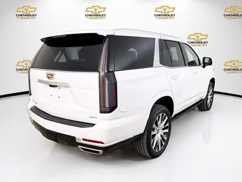 Used 2025 Cadillac Escalade Premium Luxury Platinum image 7