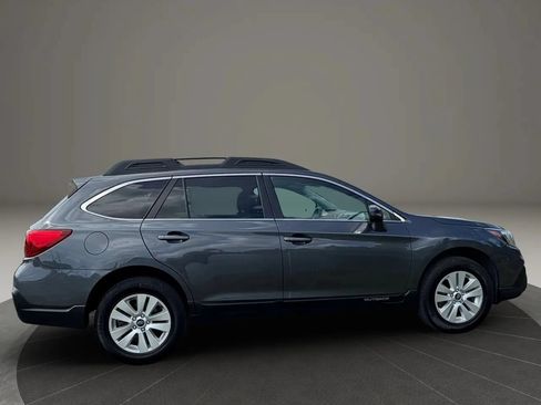 Used 2018 Subaru Outback 2.5i Premium AWD/4WD image 4