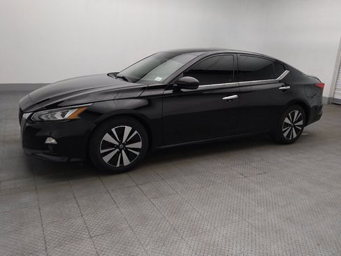 Used 2019 Nissan Altima 2.5 SL image 2