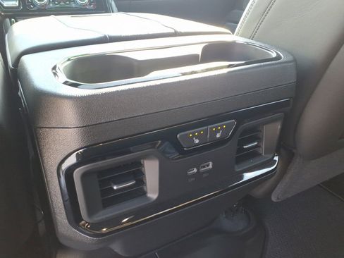 Certified 2025 GMC Sierra 2500 AT4X image 28