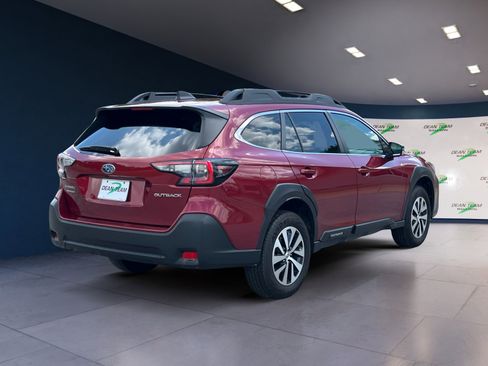 Used 2024 Subaru Outback Premium image 7
