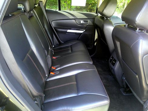 Used 2014 Ford Edge SEL w/ Equipment Group 205A image 47