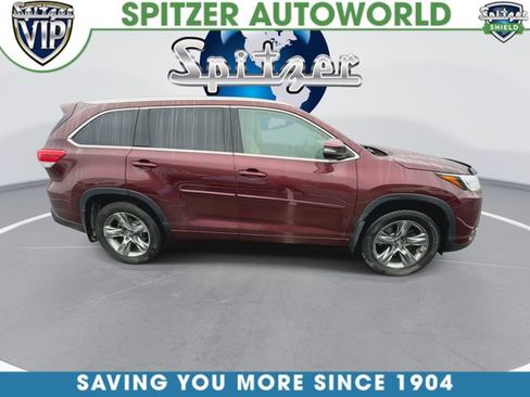 Certified 2019 Toyota Highlander Limited Platinum image 9