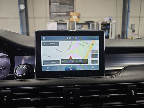 Used 2022 Lincoln Corsair AWD w/ Equipment Group 101A image 21