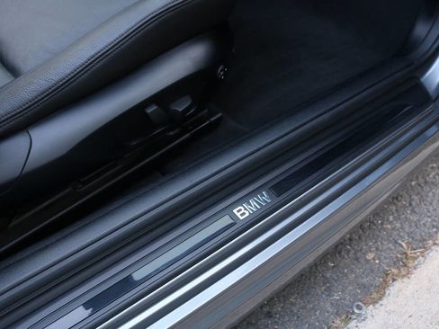 Used 2011 BMW 135i Convertible image 29