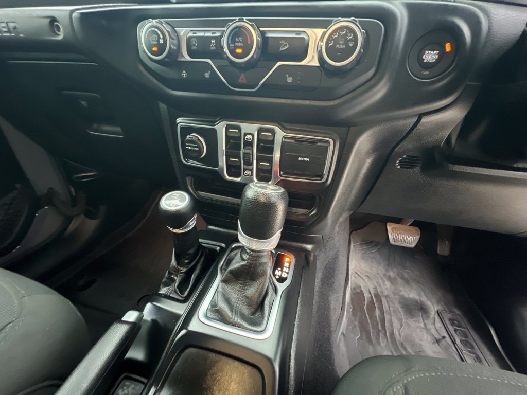 Used 2021 Jeep Wrangler Unlimited Sport w/ Cold Weather Group AWD/4WD image 23