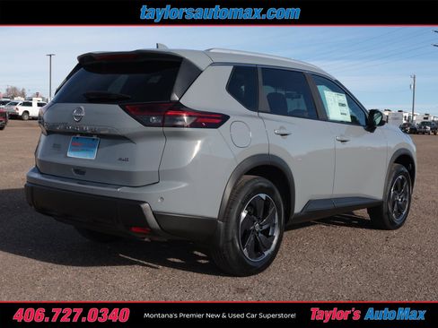 New 2026 Nissan Rogue SV w/ SV Premium Package image 4