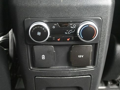 Used 2022 Ford Explorer ST AWD/4WD image 30