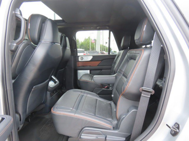 Used 2024 Lincoln Navigator Black Label AWD/4WD image 19