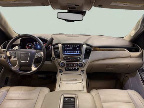 Used 2016 GMC Yukon Denali w/ Open Road Package AWD/4WD image 29