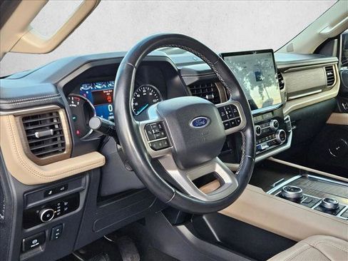 Used 2024 Ford Expedition Max Limited image 10