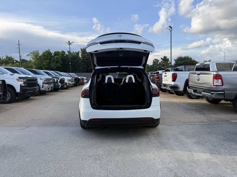Used 2019 Tesla Model X 75D AWD/4WD image 36