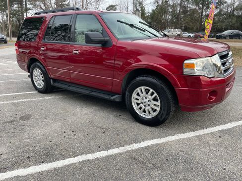 Used 2014 Ford Expedition XLT image 5