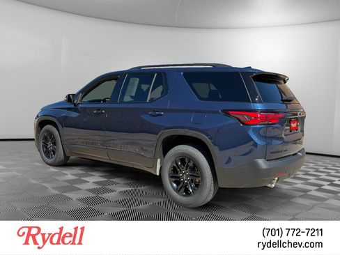 Used 2023 Chevrolet Traverse LT w/ Midnight/Sport Edition AWD/4WD image 2