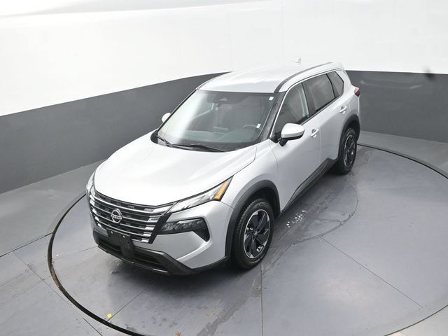 Used 2024 Nissan Rogue SV AWD/4WD image 25