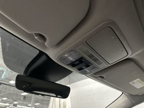 Used 2025 Honda Odyssey EX-L image 21