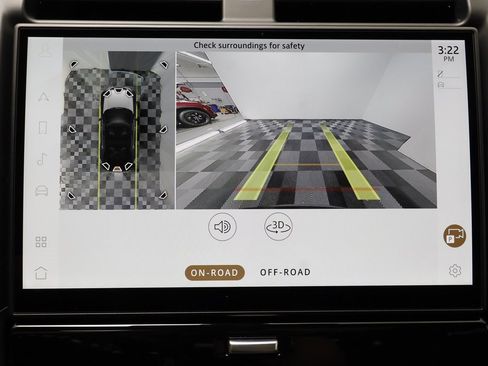 Certified 2025 Land Rover Discovery S image 12