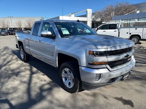 Used 2019 Chevrolet Silverado 1500 LT w/ All Star Edition image 9