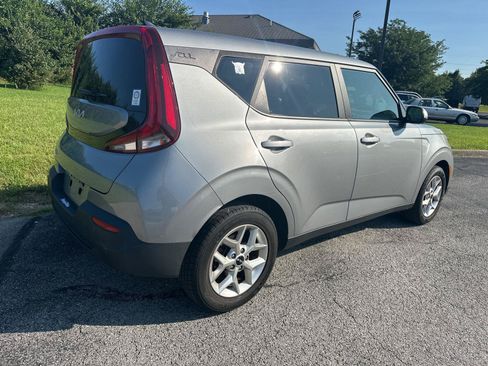 Used 2022 Kia Soul LX w/ Technology Package FWD image 15