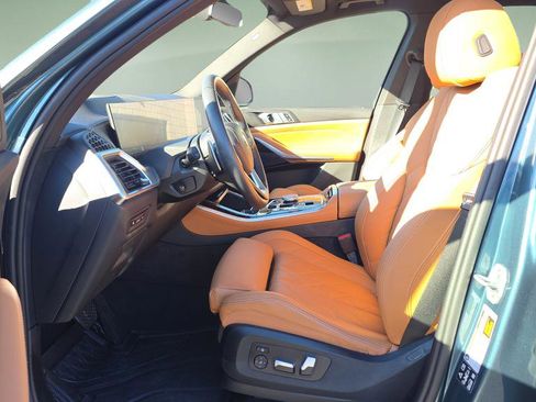 Used 2024 BMW X5 xDrive40i w/ Parking Assistance Package image 32