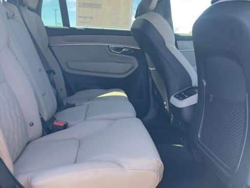 New 2026 Volvo XC90 B6 Plus w/ Protection Package Premier AWD/4WD image 29