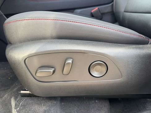 New 2026 Chevrolet Traverse Z71 w/ Enhanced Driving Package AWD/4WD image 10