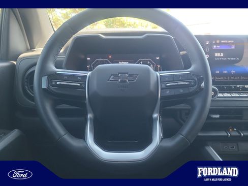 Used 2026 Chevrolet Colorado Trail Boss AWD/4WD image 9