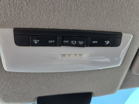 New 2025 Nissan Kicks Play S image 25