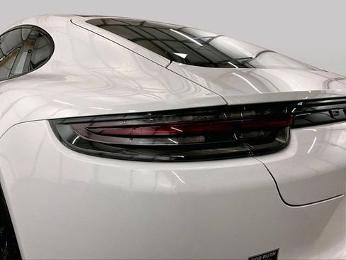 Used 2019 Porsche Panamera GTS AWD/4WD image 28