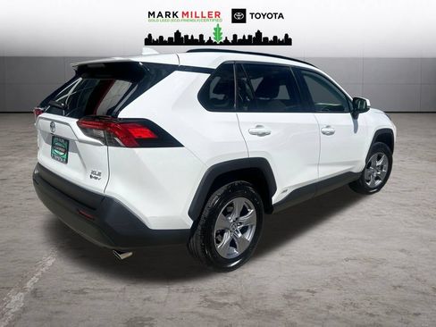 Certified 2025 Toyota RAV4 XLE w/ Convenience Package AWD/4WD image 6