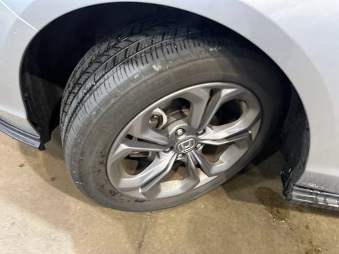 Used 2023 Honda Accord EX image 22