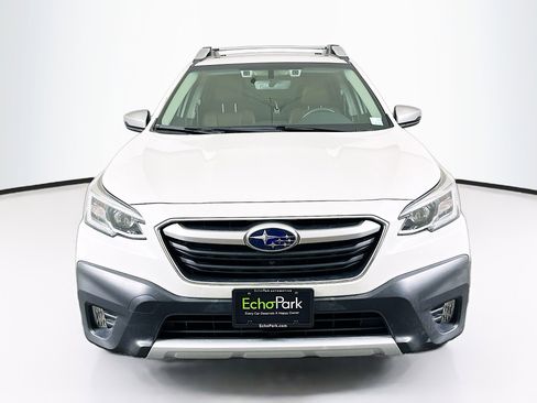 Used 2021 Subaru Outback Touring XT AWD/4WD image 2