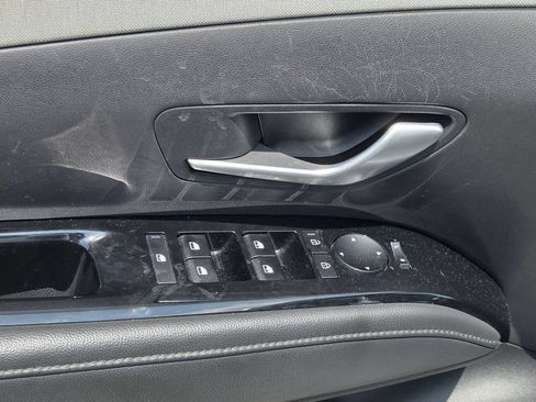 Used 2025 Hyundai Santa Cruz Limited AWD/4WD image 14