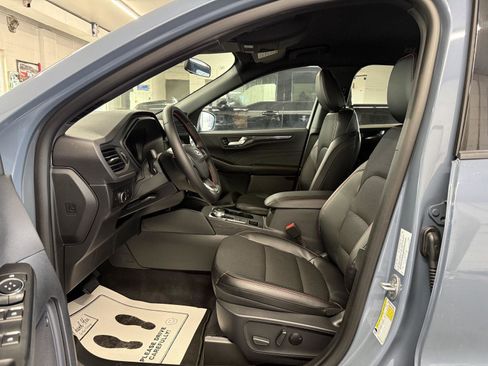 New 2026 Ford Escape ST-Line w/ Tech Pack #1 image 29