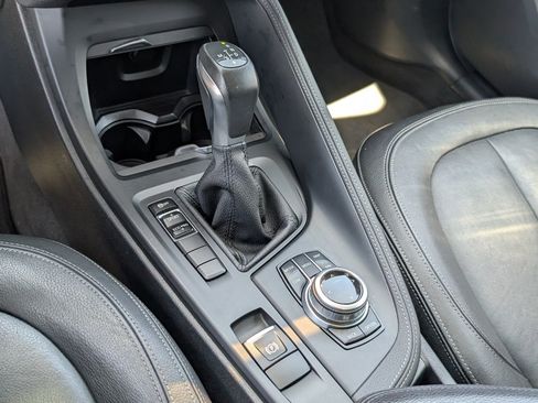 Used 2018 BMW X1 sDrive28i FWD image 16