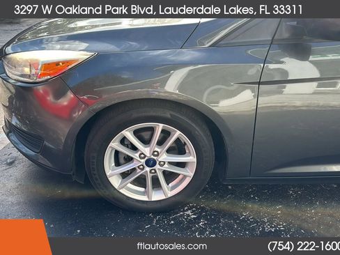 Used 2018 Ford Focus SE FWD image 17