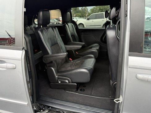 Used 2015 Dodge Grand Caravan SXT FWD image 15