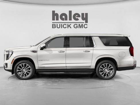 New 2026 GMC Yukon XL Denali AWD/4WD image 3
