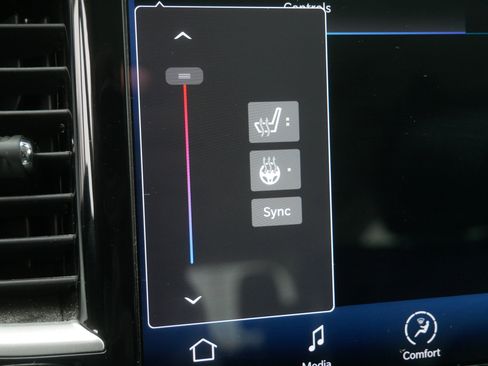 Certified 2022 Chrysler Pacifica Touring-L image 29