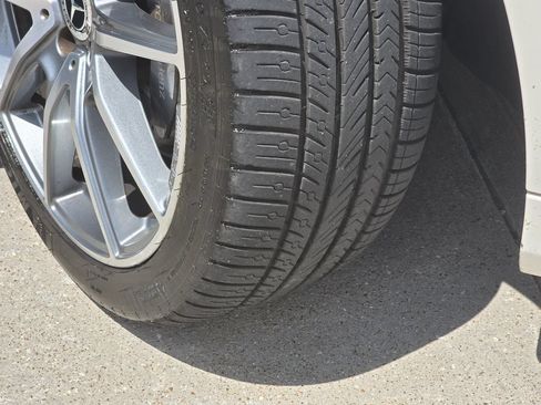 Used 2019 Mercedes-Benz S 560 4MATIC Sedan image 40