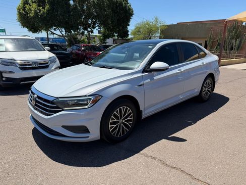 Used 2019 Volkswagen Jetta SEL FWD image 1