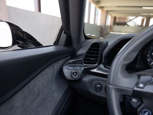 Used 2012 Ferrari 458 Spider RWD image 44