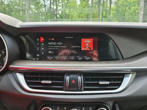 Used 2022 Alfa Romeo Stelvio Ti w/ Active Assist Plus Package image 19