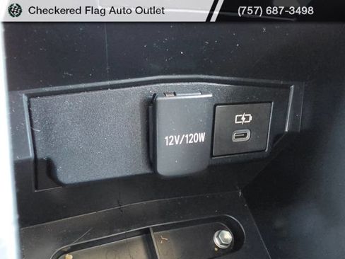 Used 2024 Toyota Corolla LE FWD image 37