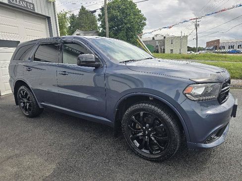 Used 2020 Dodge Durango SXT AWD/4WD image 3