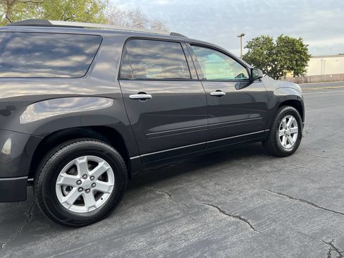 Used 2013 GMC Acadia SLE FWD image 8