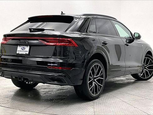 Used 2023 Audi Q8 Premium Plus w/ Premium Plus Package image 2