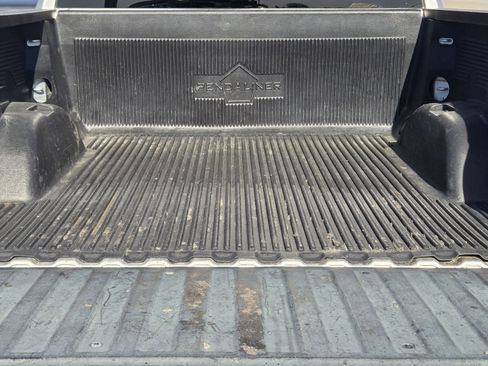 Used 2021 Chevrolet Silverado 1500 LT image 31